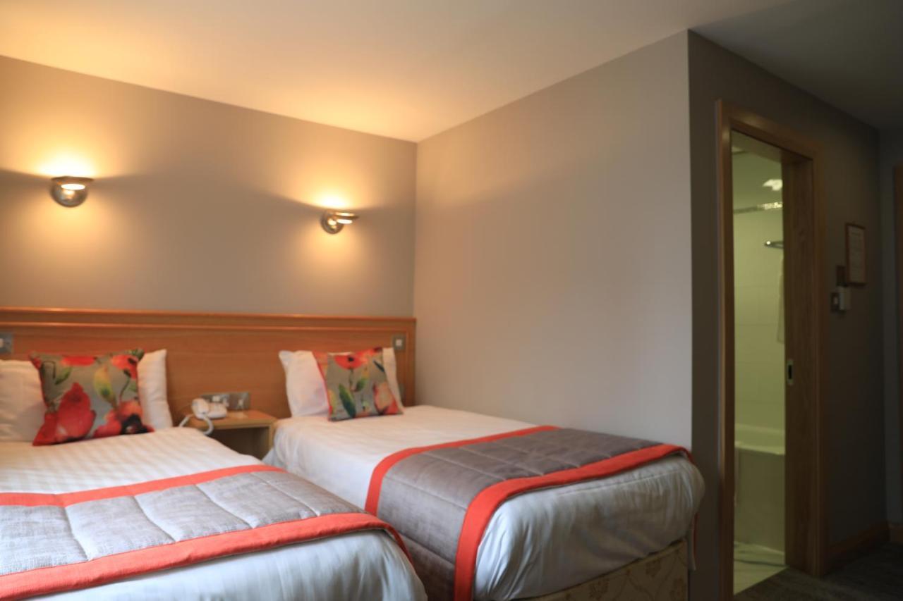 The Valley Hotel & Carriage Gardens Fivemiletown Luaran gambar